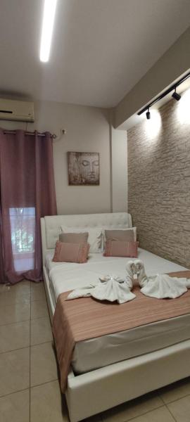 Theater apartment
